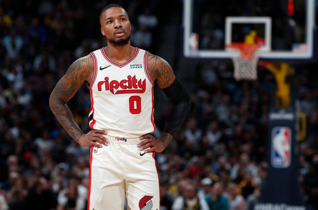 滑雪装备的 滑雪装备的